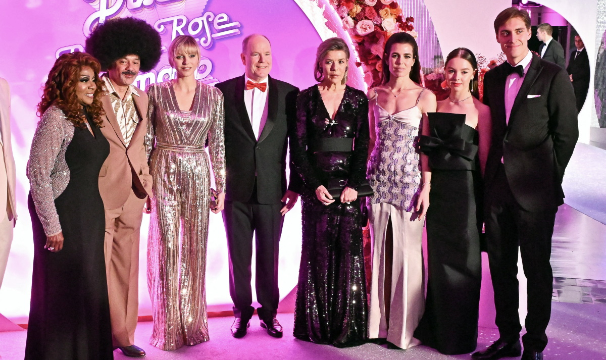 Χορός των Ρόδων 2024: H disco εμφάνιση της πριγκίπισσας Σαρλίν και τα glam looks των Μονεγάσκων