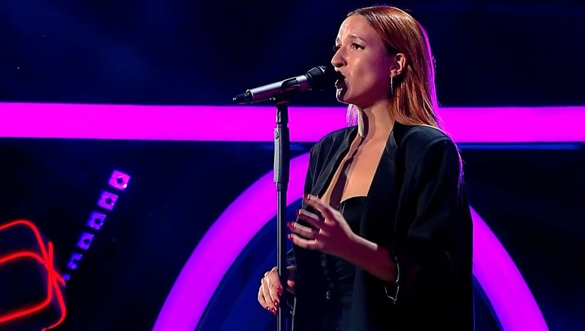 The Voice: ««Με άγγιξε πάρα πολύ η ερμηνεία σου» – «Χαίρομαι, την προηγούμενη φορά δεν είχες γυρίσει!»