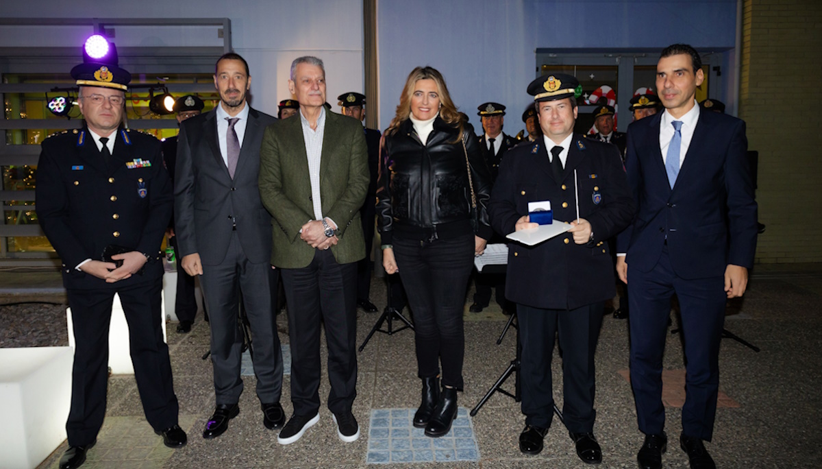 Το θαύμα των Χριστουγέννων από το Πυροσβεστικό σώμα στην ογκολογική μονάδα Παίδων «Μαριάννα Β. Βαρδινογιάννη – ΕΛΠΙΔΑ»