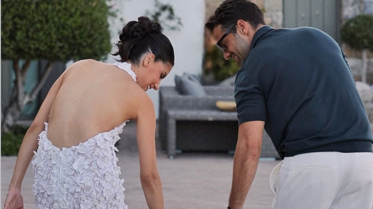 Η Αλεξάνδρα Νίκα και ο Κωνσταντίνος Αργυρός γιόρτασαν την 28η Οκτωβρίου με τον μικρό τους γιο